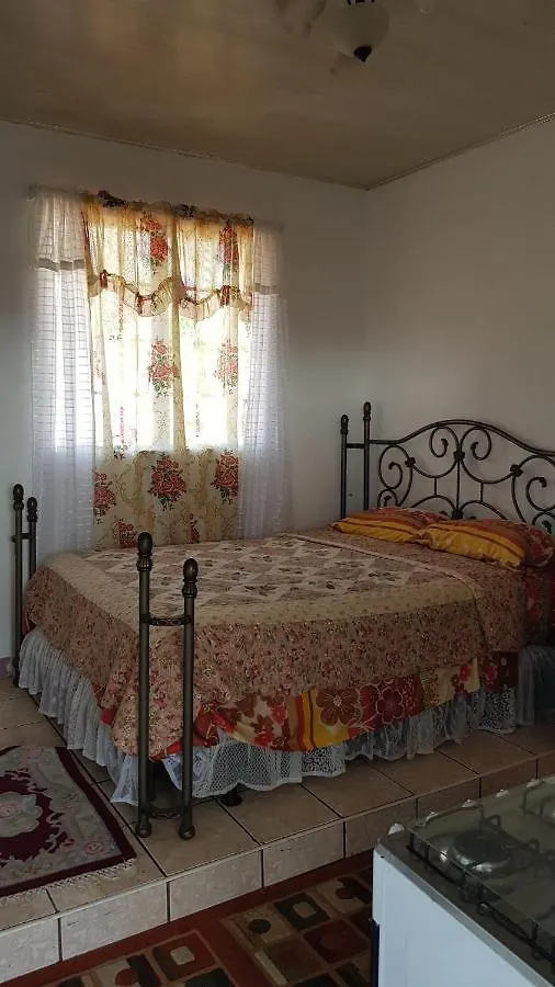 *** Guest house Intercity Accommodations Saint Joseph Trinidad And Tobago